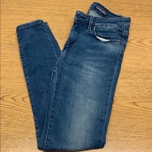 Tommy Hilfiger Jeans